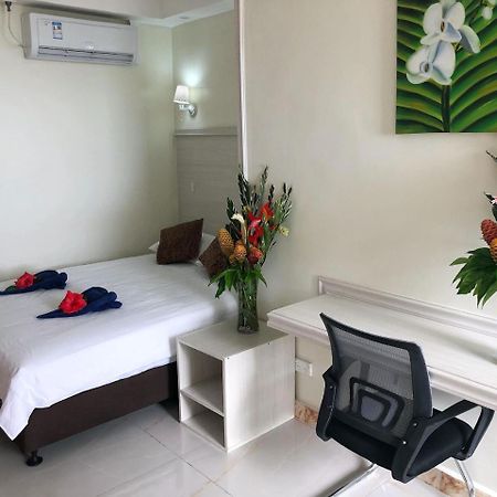 Central Bay Motel พอร์ตวิลา ภายนอก รูปภาพ