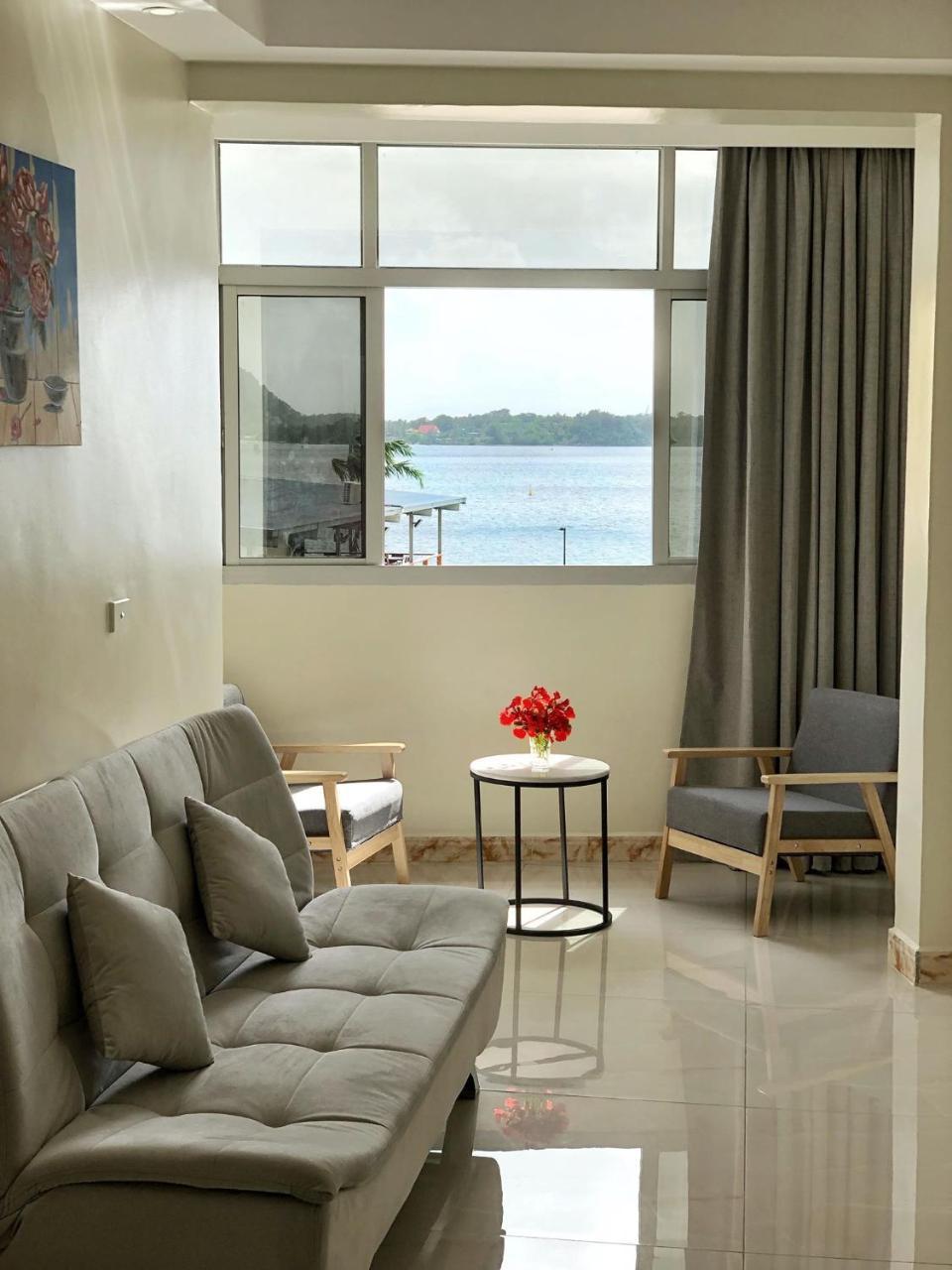 Central Bay Motel พอร์ตวิลา ภายนอก รูปภาพ