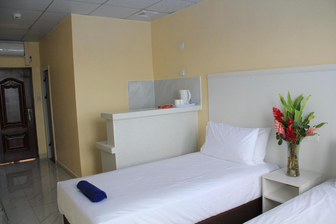 Central Bay Motel พอร์ตวิลา ภายนอก รูปภาพ